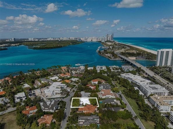 253 Bal Cross Dr, Bal Harbour FL 33154
