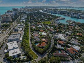 253 Bal Cross Dr, Bal Harbour FL 33154