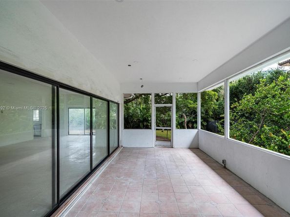 253 Bal Cross Dr, Bal Harbour FL 33154