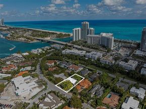 253 Bal Cross Dr, Bal Harbour FL 33154