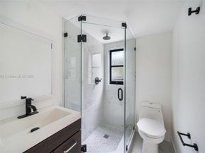 253 Bal Cross Dr, Bal Harbour FL 33154