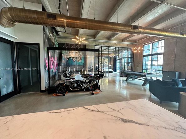 1749 NE Miami Ct 405, Miami FL 33132