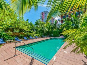 1749 NE Miami Ct 405, Miami FL 33132