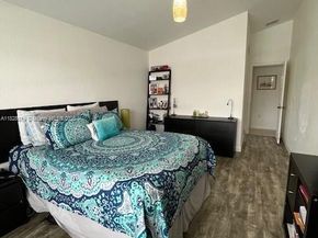 1988 SE 12th St, Homestead FL 33035