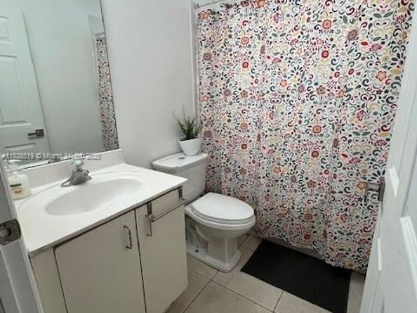 1988 SE 12th St, Homestead FL 33035
