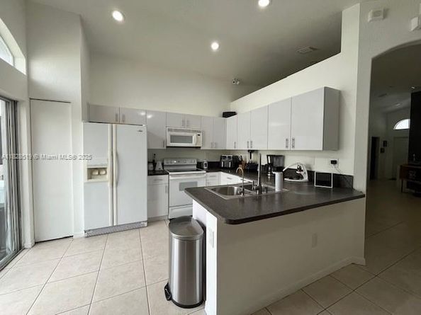1988 SE 12th St, Homestead FL 33035