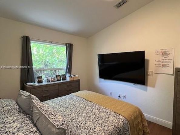 1988 SE 12th St, Homestead FL 33035