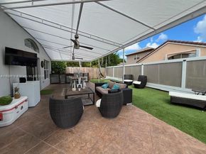1988 SE 12th St, Homestead FL 33035