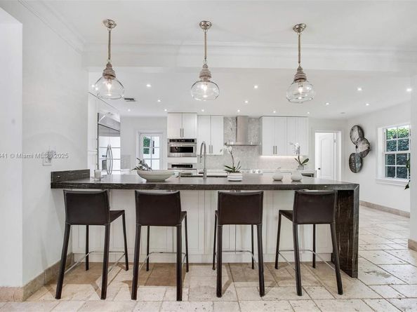 1161 Sunset Dr, Coral Gables FL 33143