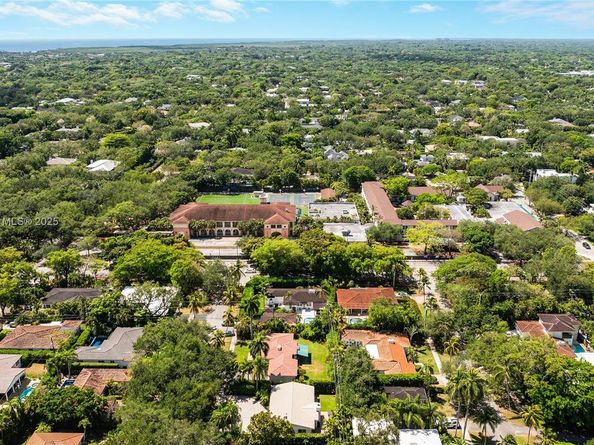 1161 Sunset Dr, Coral Gables FL 33143