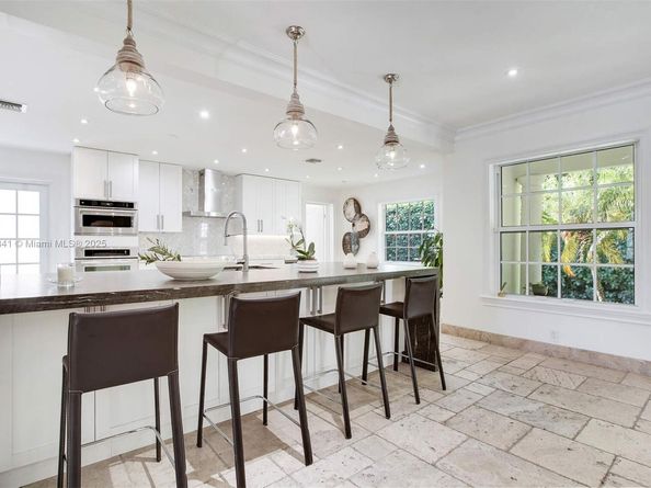 1161 Sunset Dr, Coral Gables FL 33143