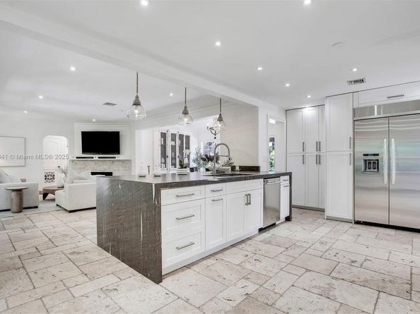 1161 Sunset Dr, Coral Gables FL 33143
