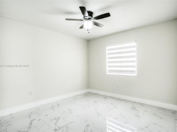 3060 NW 203rd Ter, Miami Gardens FL 33056