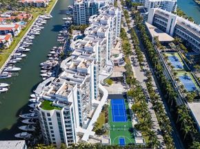 3029 NE 188th St 1019, Aventura FL 33180