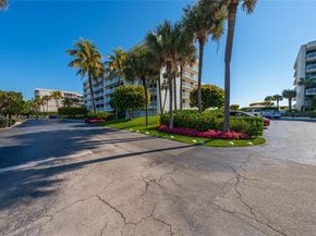 3300 S Ocean Blvd 207N, Palm Beach FL 33480