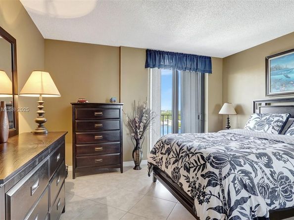 322 Buchanan St 907, Hollywood FL 33019
