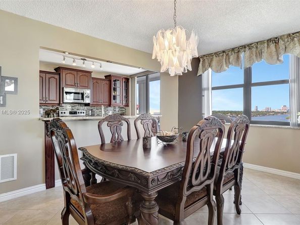 322 Buchanan St 907, Hollywood FL 33019