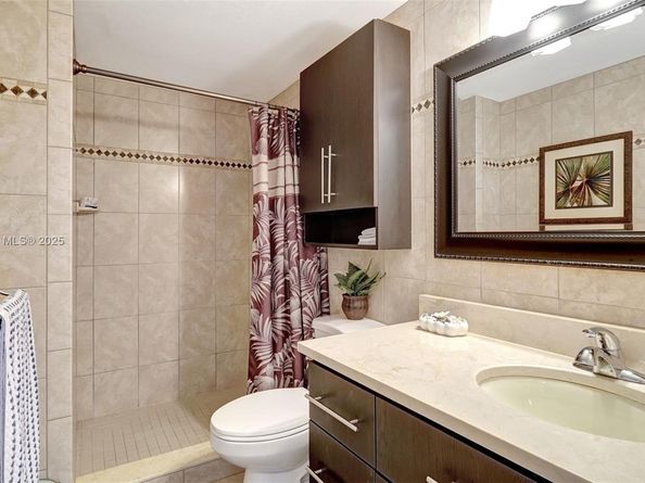 322 Buchanan St 907, Hollywood FL 33019