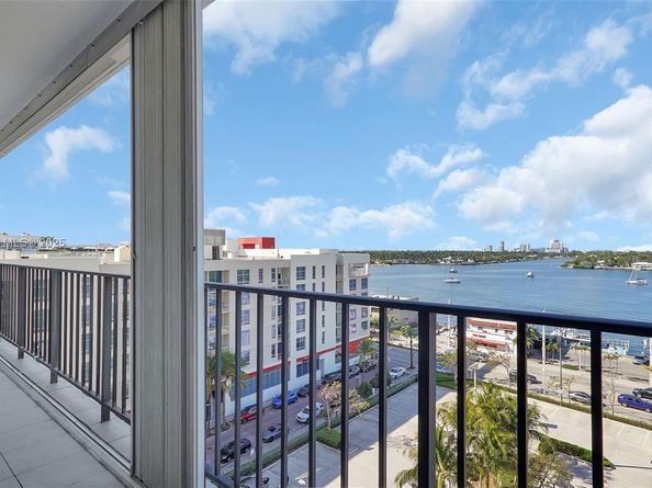 322 Buchanan St 907, Hollywood FL 33019