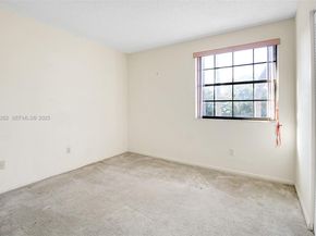 3553 Magellan Cir 3171, Aventura FL 33180