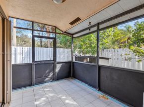 1306 NW 125th Ter, Sunrise FL 33323