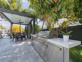 1895 NE 118th Rd, North Miami FL 33181