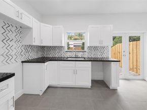 529 NW 56th St, Miami FL 33127