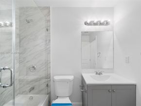 529 NW 56th St, Miami FL 33127