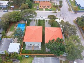 529 NW 56th St, Miami FL 33127