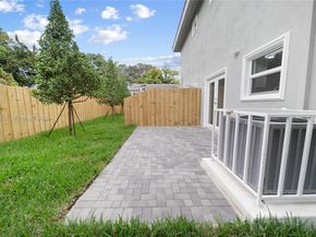 529 NW 56th St, Miami FL 33127