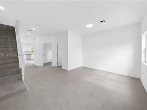 529 NW 56th St, Miami FL 33127