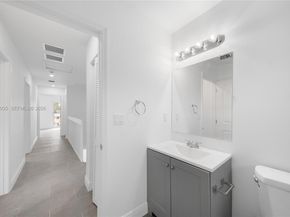 529 NW 56th St, Miami FL 33127