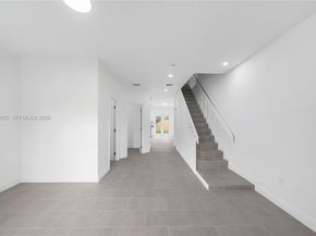 529 NW 56th St, Miami FL 33127