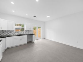 529 NW 56th St, Miami FL 33127