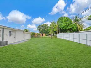 12621 NW 22nd Ct, Miami FL 33167