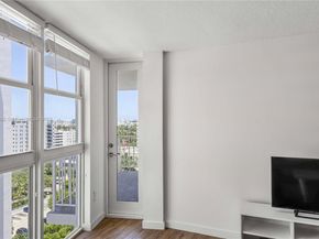 1228 West Ave 906, Miami Beach FL 33139