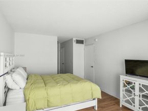 1228 West Ave 906, Miami Beach FL 33139