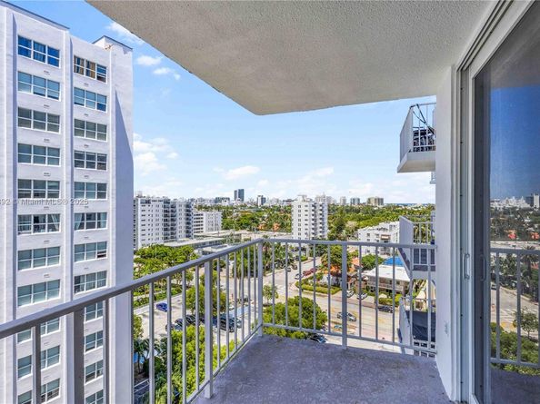 1228 West Ave 906, Miami Beach FL 33139