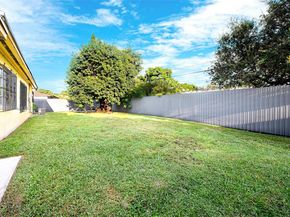 1220 NW 88th St, Miami FL 33147
