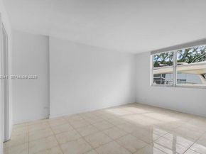 3660 NE 166th St 114, North Miami Beach FL 33160