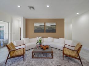 1868 Harbor View Cir, Weston FL 33327