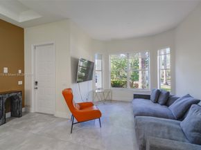 1868 Harbor View Cir, Weston FL 33327