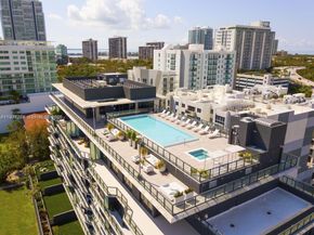 201 SW 17th Rd 304, Miami FL 33129