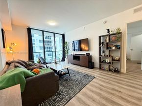 201 SW 17th Rd 304, Miami FL 33129