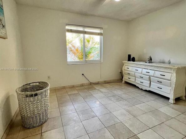 5110 SW 153rd Pl N, Miami FL 33185