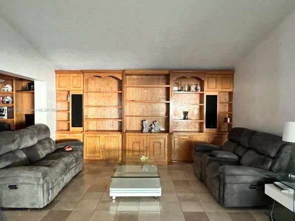 5110 SW 153rd Pl N, Miami FL 33185