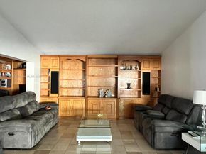 5110 SW 153rd Pl N, Miami FL 33185