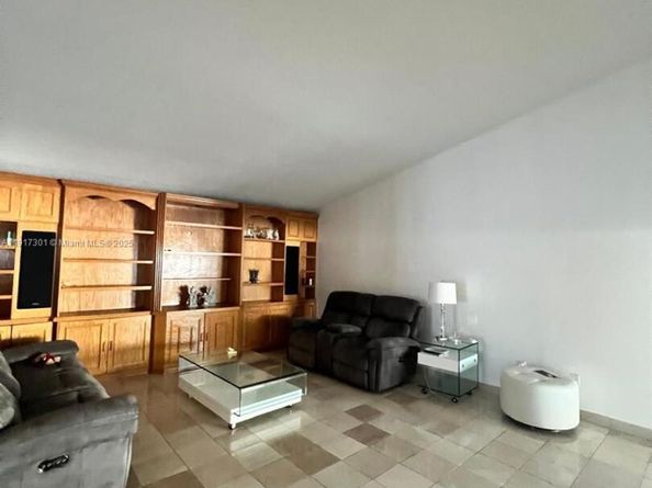 5110 SW 153rd Pl N, Miami FL 33185