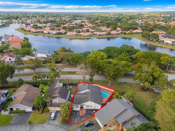 5110 SW 153rd Pl N, Miami FL 33185