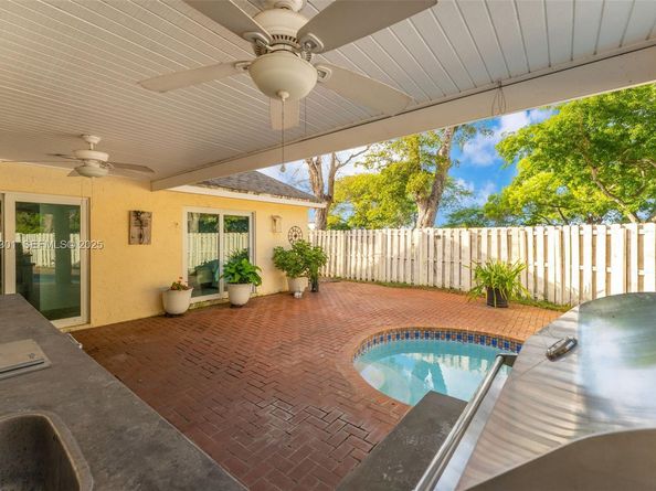 5110 SW 153rd Pl N, Miami FL 33185